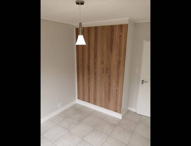 2 BEDROOM PROPERTY TO RENT IN LINBRO PARK